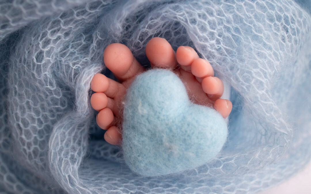 Kapsuła czasu dla malucha: co włożyć, jak opisać, gdzie przechowywać